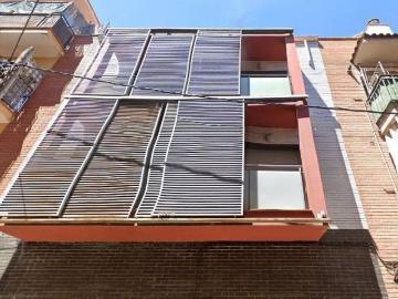 Dúplex en venta en calle De Jaume I, Castelldefels, de 77 m² 2 habitaciones por 285.460