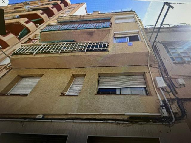 Piso en venta en calle De Joan de Peguera, Barcelona, de 68 m² 3 habitaciones por 250.000