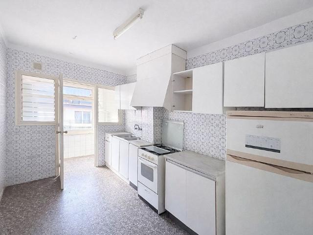 Piso en venta en calle De Joan Maragall, Girona, de 107 m² 4 habitaciones por 435.000