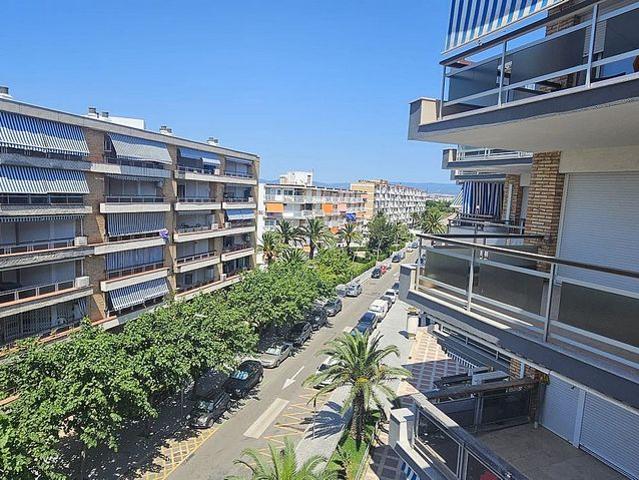 Piso en venta en calle De Joaquim Serra, Vila Seca, de 69 m² 2 habitaciones por 187.000
