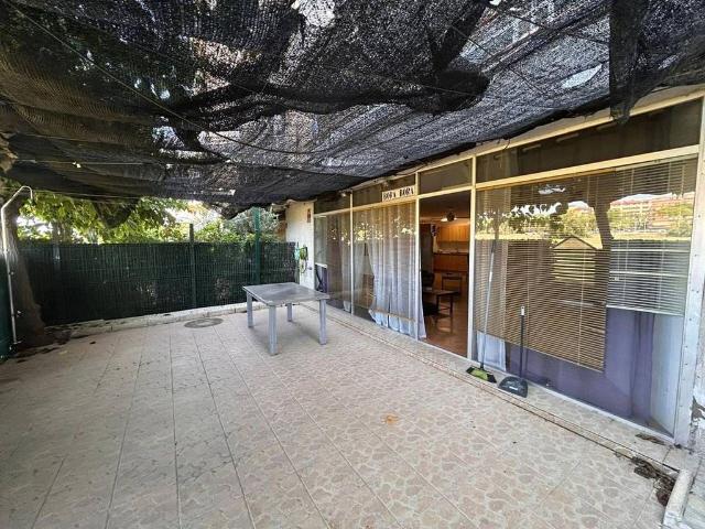 Piso en venta en calle De Joaquim Serra, Vila Seca, de 82 m² 2 habitaciones por 190.000