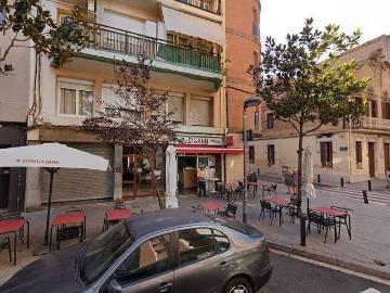 Piso en venta en calle De Joaquim Rubió i Ors, Cornellà de Llobregat, de 56 m² 1 habitación por 148.200