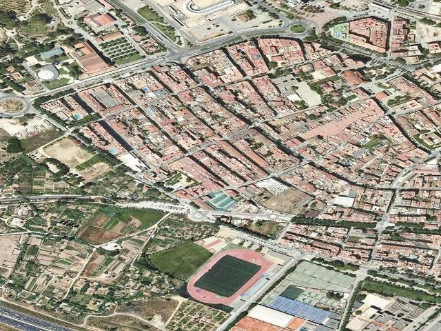 Piso en venta en calle De Josep Recort i Dagà, Cornellà de Llobregat, de 66 m² 2 habitaciones por 110.000