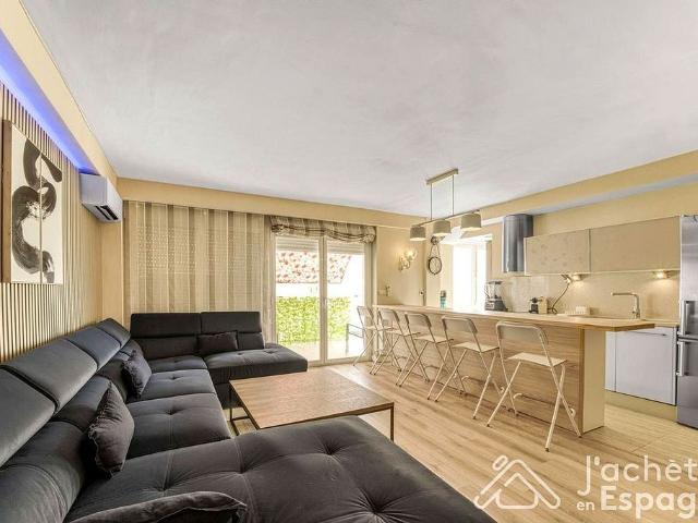 Piso en venta en calle De la Muntanya, Salou, de 65 m² 2 habitaciones por 280.000