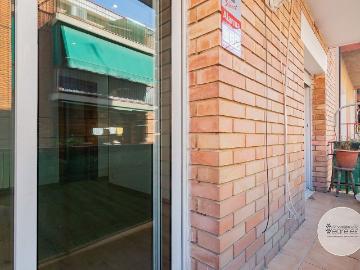 Piso en venta en calle De la Murtra, Barcelona, de 64 m² 3 habitaciones por 229.000