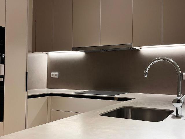 Piso en venta en calle De la Mare de Déu de Gràcia, Barcelona, de 112 m² 3 habitaciones por 695.000