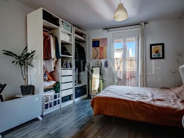 Piso en venta en calle De la Mare de Déu del Pilar, Barcelona, de 33 m² 1 habitación por 219.000