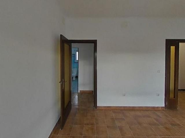 Piso en venta en calle De la Maria Aurèlia Capmany, Manresa, de 75 m² 3 habitaciones por 106.000
