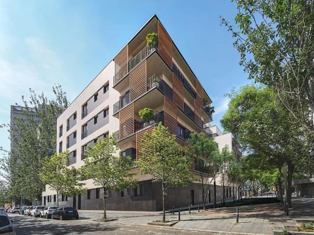 Piso en venta en calle De la Mina, Sant Adrià de Besos, de 121 m² 3 habitaciones por 448.000