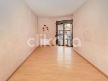 Piso en venta en calle De la Cavalleria, Manlleu, de 90 m² 3 habitaciones por 100.000