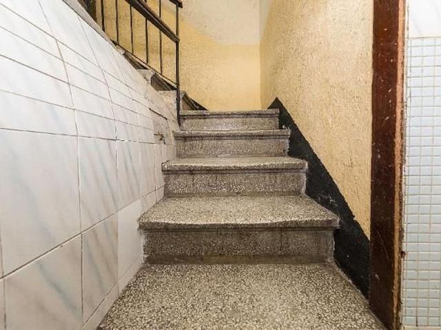 Piso en venta en calle De la Cera, Barcelona, de 47 m² 1 habitación por 147.000