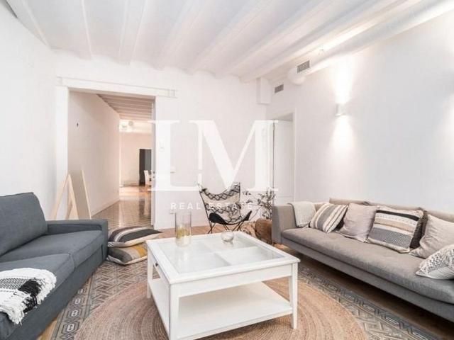 Piso en venta en calle De la Ciutat, Barcelona, de 179 m² 3 habitaciones por 700.000
