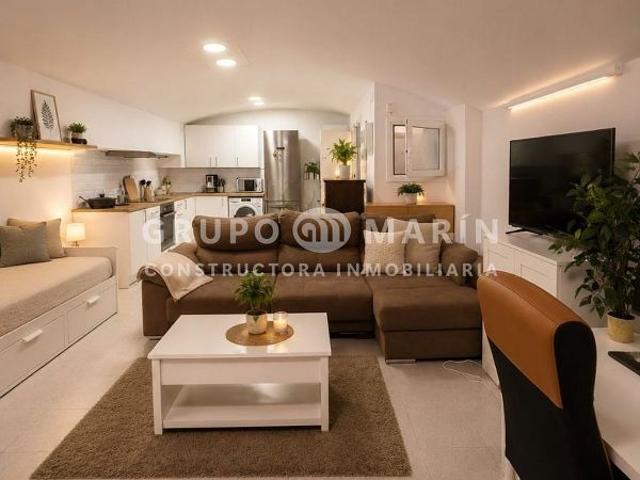Piso en venta en calle De la Conquista, Badalona, de 50 m² 2 habitaciones por 119.000