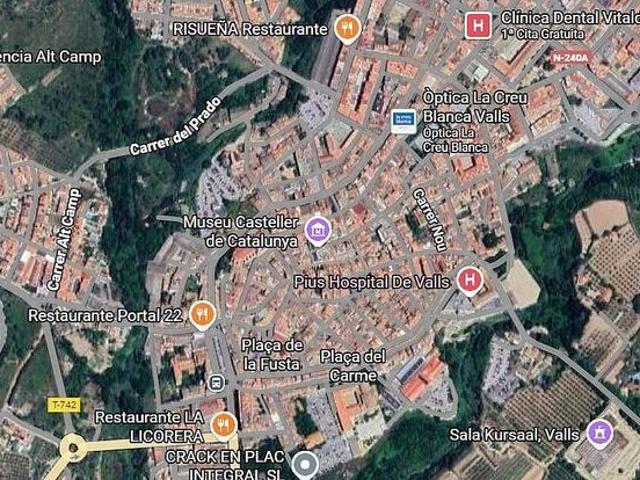 Piso en venta en calle De la Cort, Valls, de 129 m² 3 habitaciones por 145.913