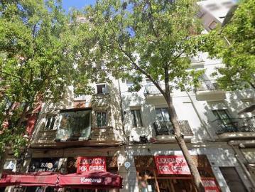 Piso en venta en calle De la Creu Coberta, Barcelona, de 54 m² 2 habitaciones por 58.590