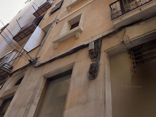 Piso en venta en calle De la Dagueria, Barcelona, de 62 m² 3 habitaciones por 265.000