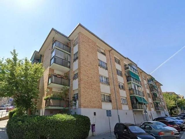 Piso en venta en calle De la Font Dels Capellans, Manresa, de 90 m² 4 habitaciones por 111.983