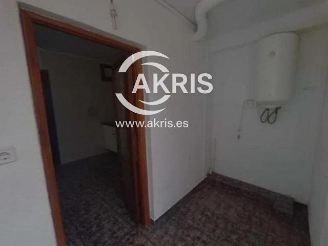 Piso en venta en calle De la Garrotxa, Mataró, de 53 m² 2 habitaciones por 89.090