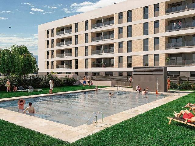 Piso en venta en calle De la Granja, Pineda de Mar, de 137 m² 3 habitaciones por 357.000