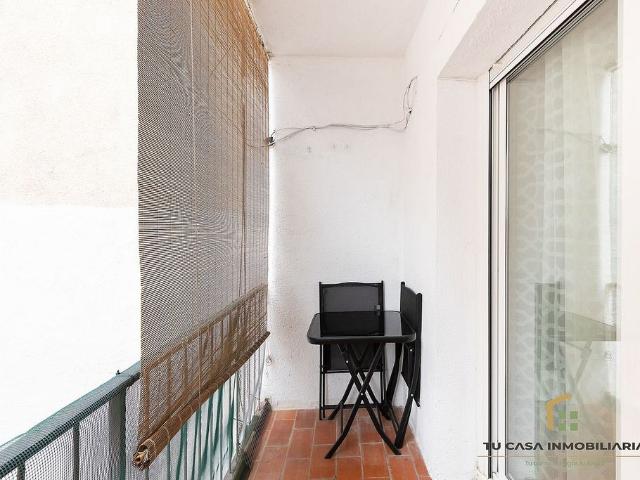 Piso en venta en calle De la Independència, Badalona, de 50 m² 3 habitaciones por 246.000