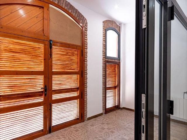 Piso en venta en calle De la Jonquera, Figueres, de 120 m² 3 habitaciones por 198.000