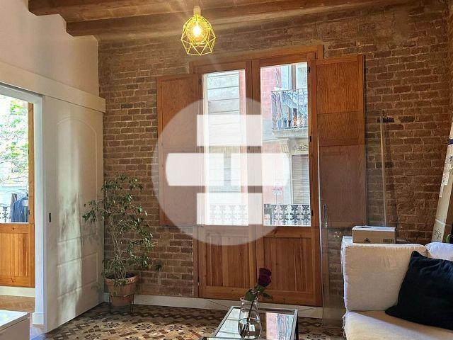 Piso en venta en calle De la Lluna, Barcelona, de 65 m² 3 habitaciones por 450.000