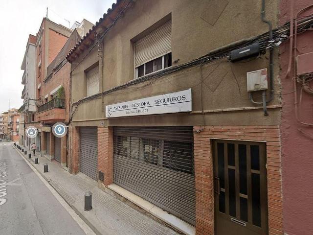 Piso en venta en calle De la Pastora, Rubí, de 131 m² 3 habitaciones por 164.000
