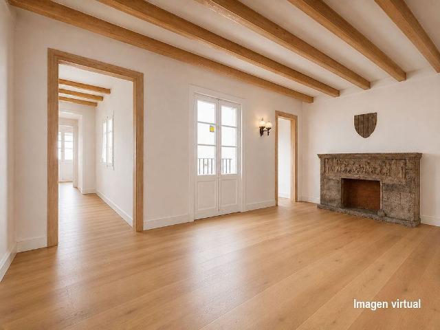 Piso en venta en calle De la Portaferrissa, Barcelona, de 130 m² 4 habitaciones por 415.000