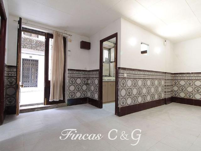 Piso en venta en calle De la Proclamació, Barcelona, de 36 m² 1 habitación por 170.000