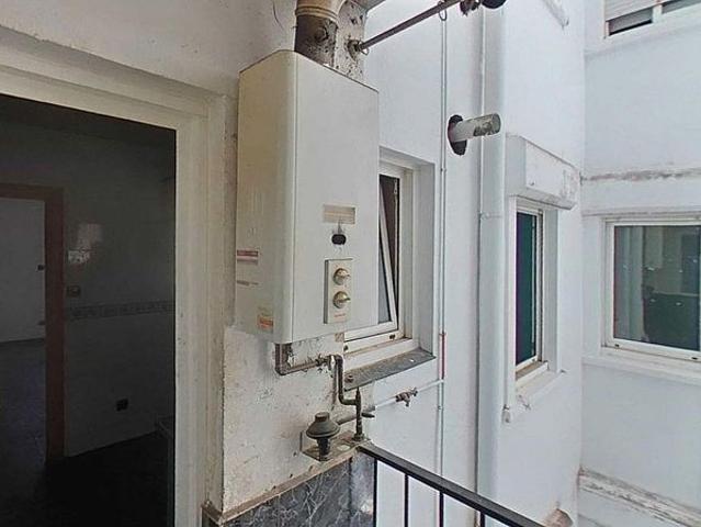 Piso en venta en calle De la Reverenda Margarida Biosca, Olesa de Montserrat, de 65 m² 3 habitaciones por 163.000