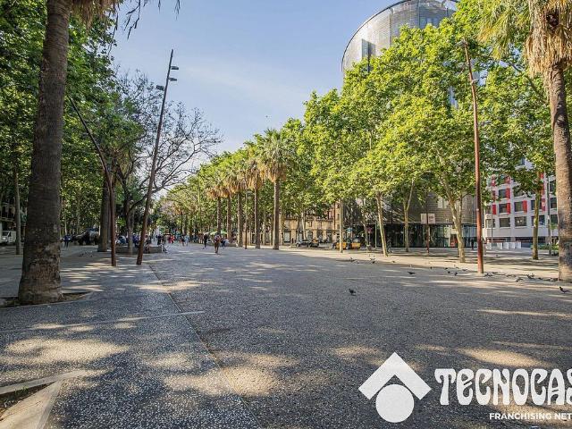 Piso en venta en calle De la Riera Baixa, Barcelona, de 40 m² 2 habitaciones por 179.000