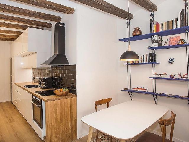 Piso en venta en calle De la Riera Baixa, Barcelona, de 45 m² 1 habitación por 195.000