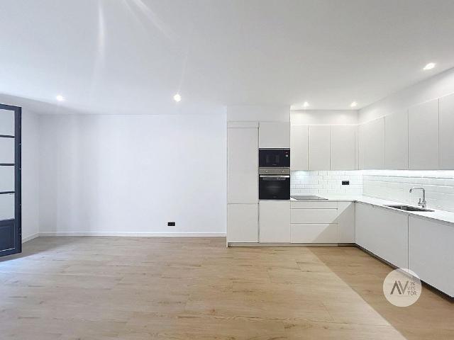 Piso en venta en calle De la Riera Baixa, Barcelona, de 80 m² 3 habitaciones por 415.000