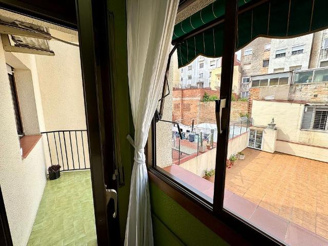 Piso en venta en calle De la Riera Blanca, Hospitalet de Llobregat, L´, de 75 m² 3 habitaciones por 230.000