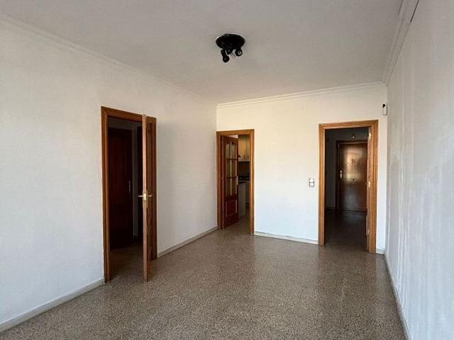 Piso en venta en calle De la Riera Blanca, Hospitalet de Llobregat, L´, de 80 m² 3 habitaciones por 395.000