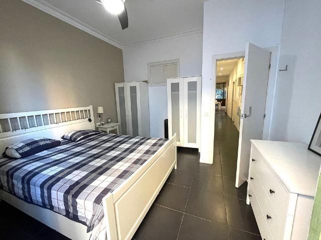 Piso en venta en calle De la Riera de Sant Miquel, Barcelona, de 92 m² 4 habitaciones por 525.000