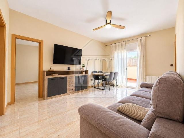 Piso en venta en calle De la Selva, Badalona, de 70 m² 3 habitaciones por 269.900