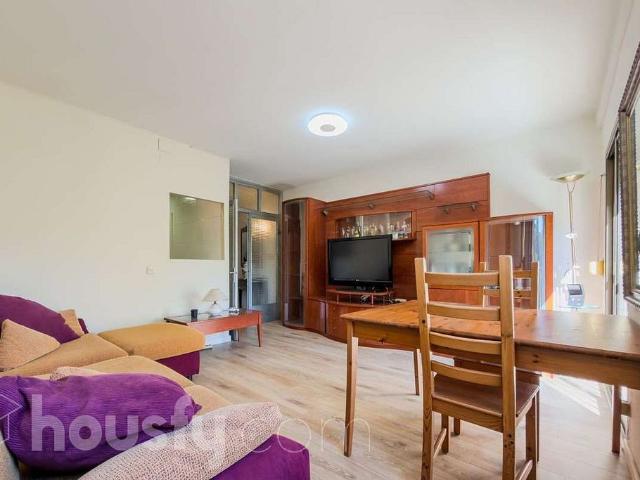 Piso en venta en calle De la Selva de Mar, Barcelona, de 60 m² 2 habitaciones por 344.000