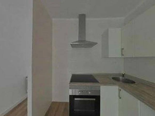 Piso en venta en calle De la Torre Dulac, Barcelona, de 65 m² 2 habitaciones por 208.000