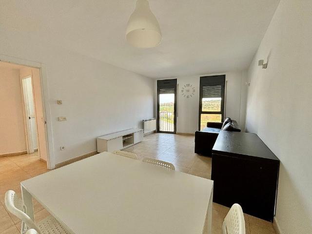 Piso en venta en calle De la Via, Cassà de la Selva, de 70 m² 4 habitaciones por 210.000