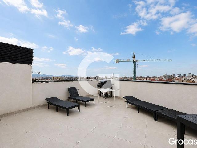 Piso en venta en calle De Las Navas de Tolosa, Barcelona, de 60 m² 2 habitaciones por 525.000