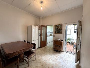 Piso en venta en calle De Las Navas de Tolosa, Barcelona, de 90 m² 3 habitaciones por 298.000