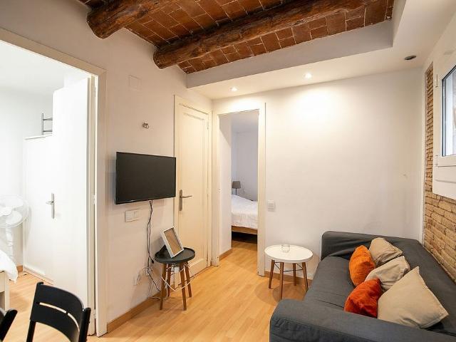 Piso en venta en calle De L'argenter, Barcelona, de 38 m² 1 habitación por 189.000