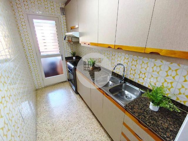 Piso en venta en calle De Lavoisier, Terrassa, de 73 m² 4 habitaciones por 189.800