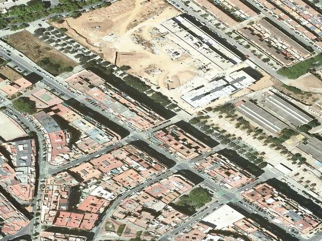 Piso en venta en calle De L'empordà, Badalona, de 58 m² 3 habitaciones por 159.300