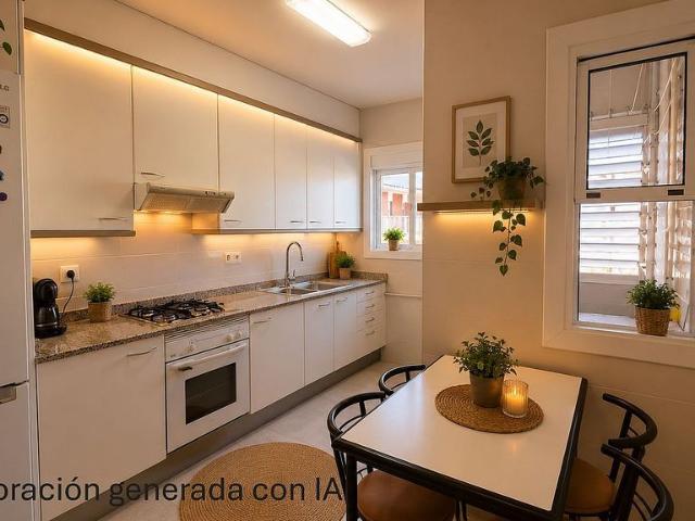 Piso en venta en calle De L'energia, Cornellà de Llobregat, de 84 m² 3 habitaciones por 364.000