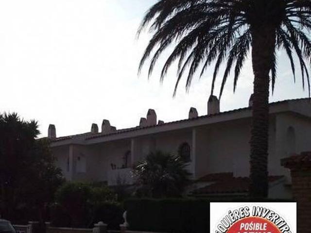 Piso en venta en calle De Les Tulipes, Mont Roig del Camp, de 94 m² 2 habitaciones por 195.941