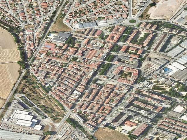 Piso en venta en calle De Les Escoles, Llagosta, La, de 97 m² 3 habitaciones por 252.113