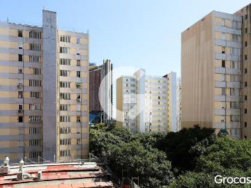 Piso en venta en calle De L'ermita de Bellvitge, Hospitalet de Llobregat, L´, de 69 m² 3 habitaciones por 239.000