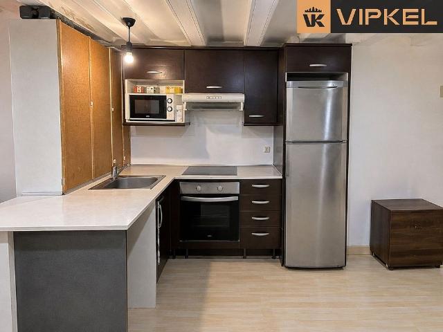 Piso en venta en calle De L'hospital, Barcelona, de 45 m² 1 habitación por 119.000